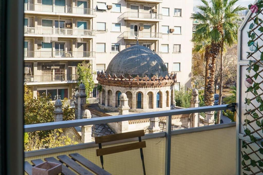 4 Family And Friends - Acropolis View Apartment Атина Екстериор снимка